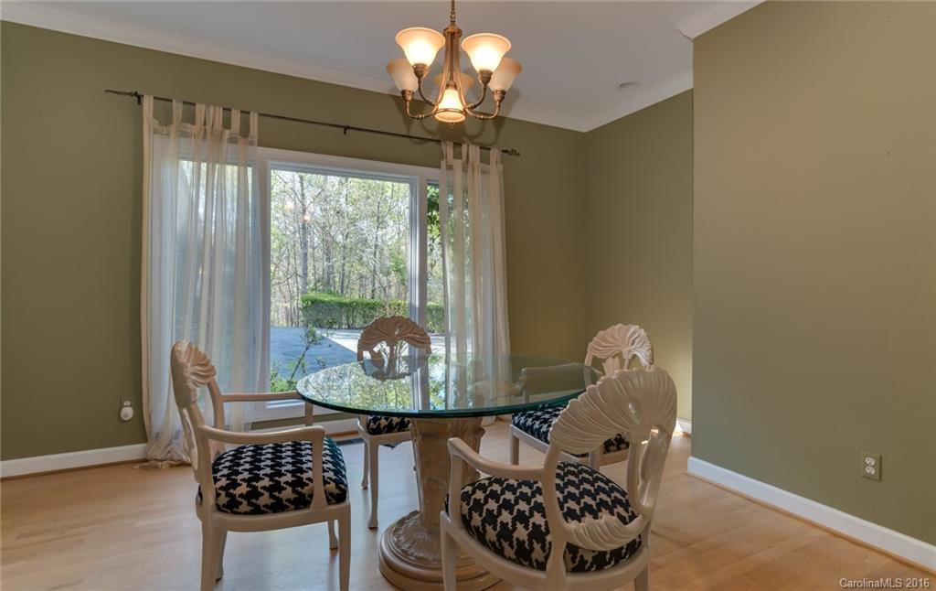 21 Foxwood Drive - Photo 7