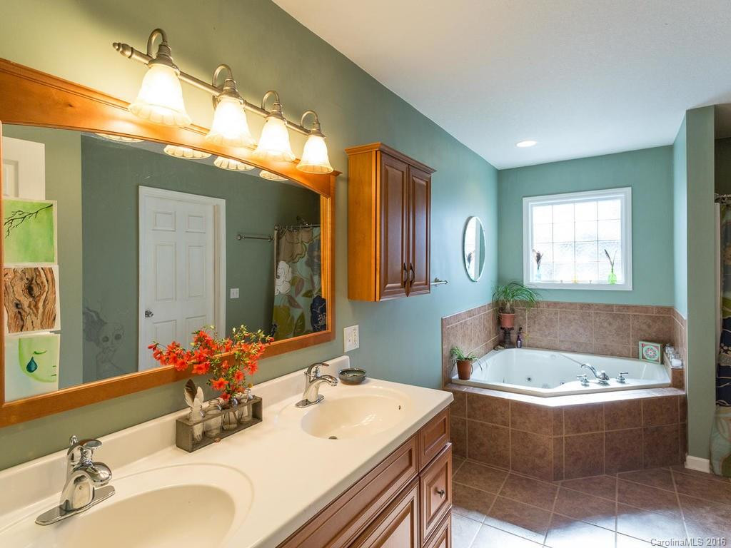 904 Mills Gap Road - Photo 17