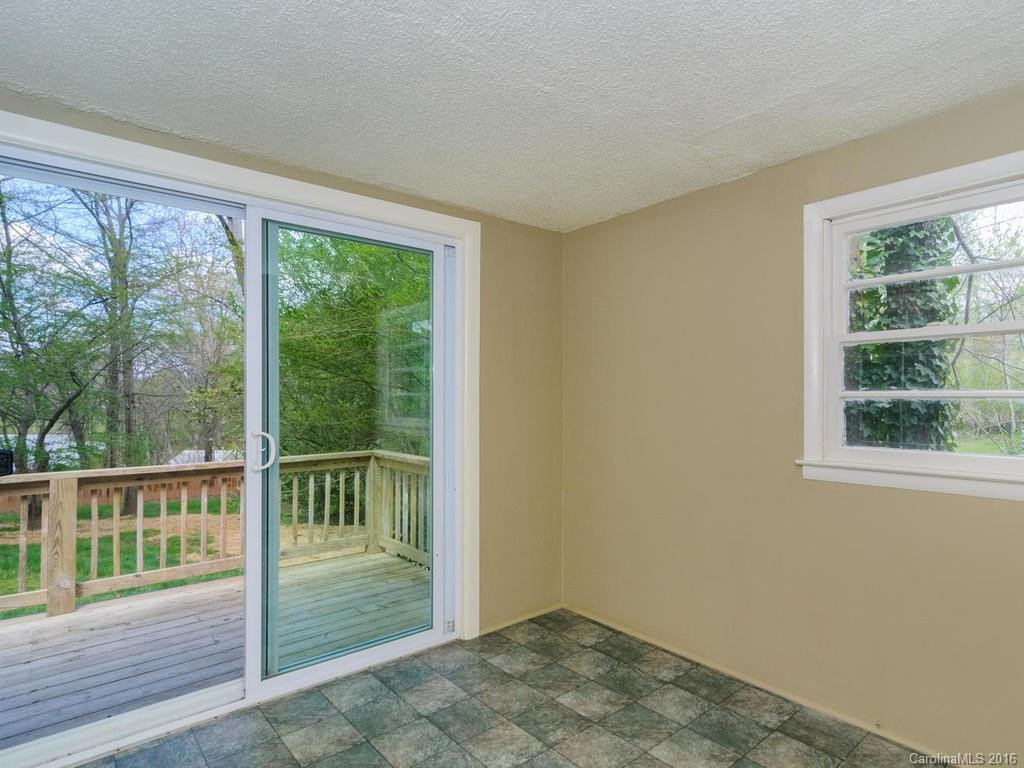 21 Main Street - Photo 11