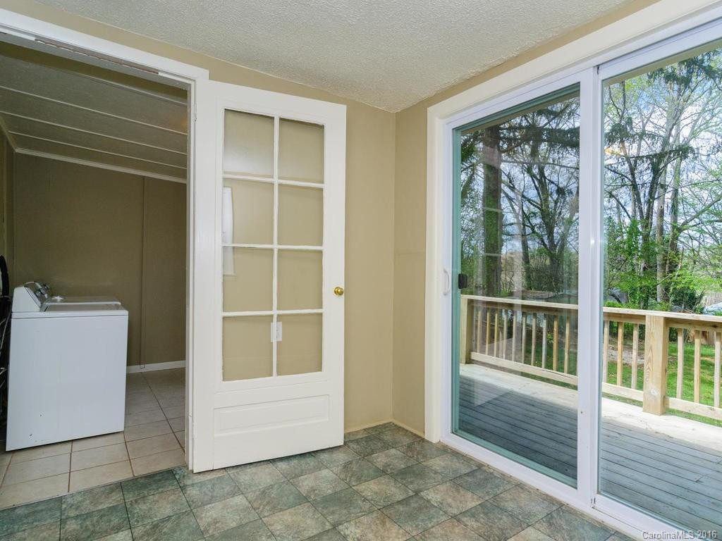 21 Main Street - Photo 12