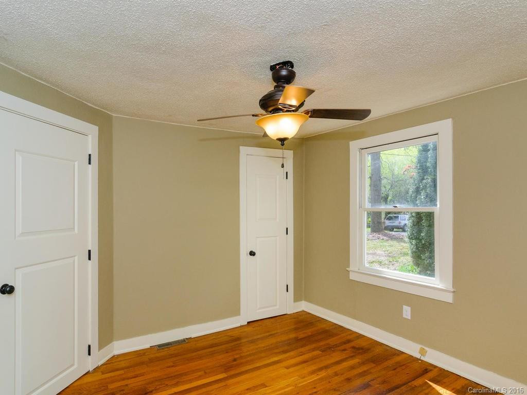 21 Main Street - Photo 16