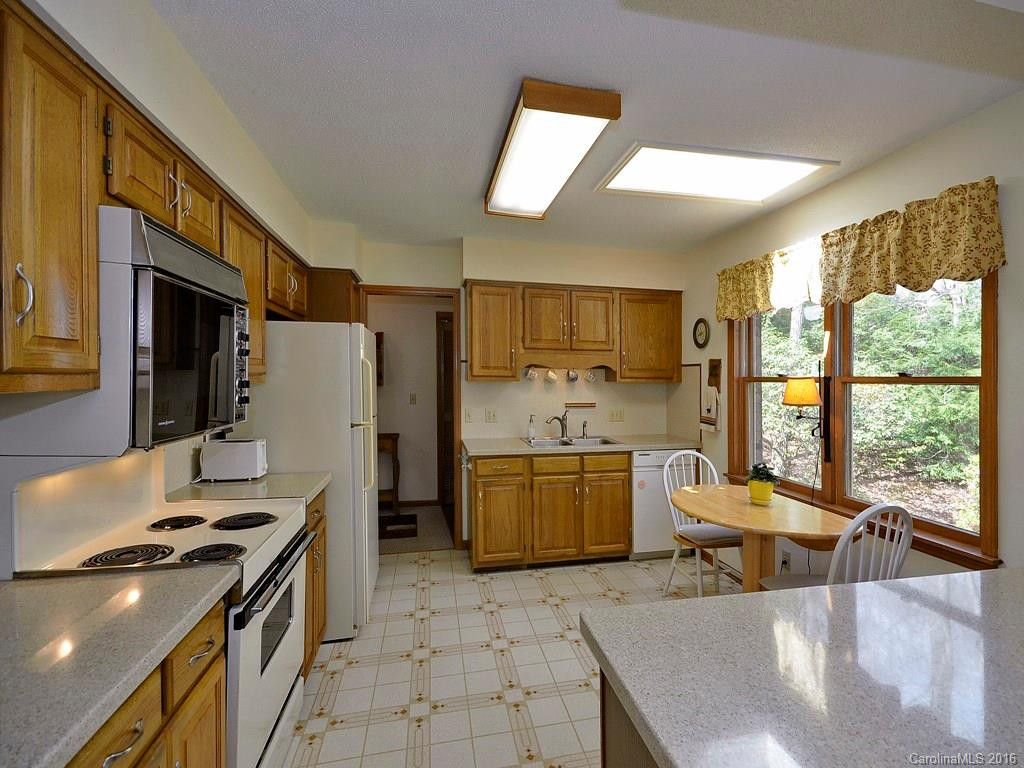 407 Deerhaven Lane - Photo 4