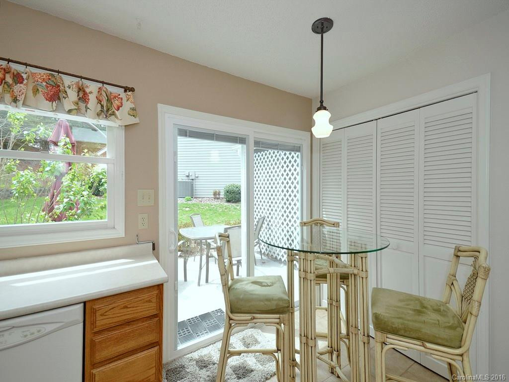 25 Cedarcliff Circle - Photo 7