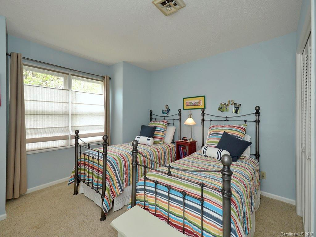 25 Cedarcliff Circle - Photo 8