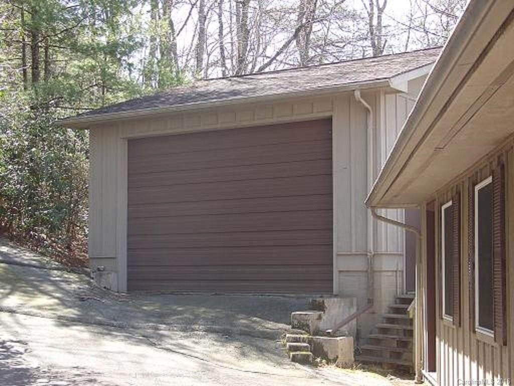 1068 East Shore Drive - Photo 2
