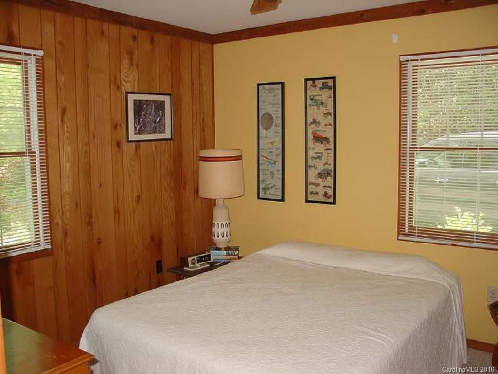 1068 East Shore Drive - Photo 8