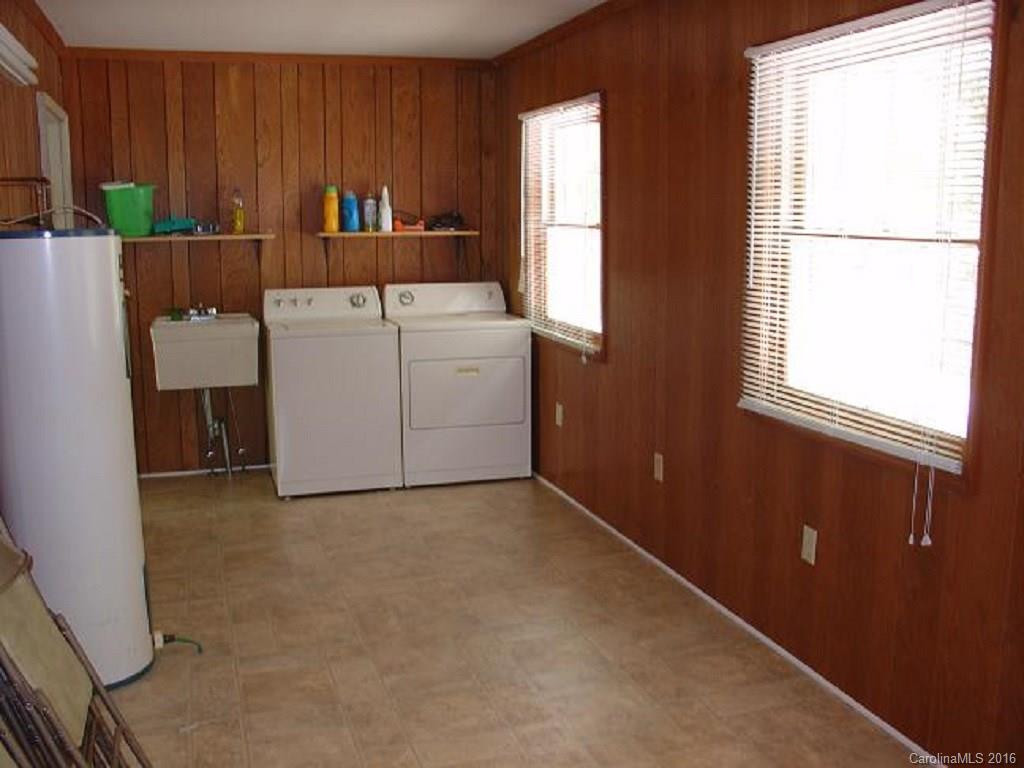 1068 East Shore Drive - Photo 9