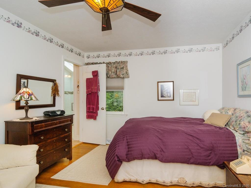 71 Woodbury Road - Photo 13