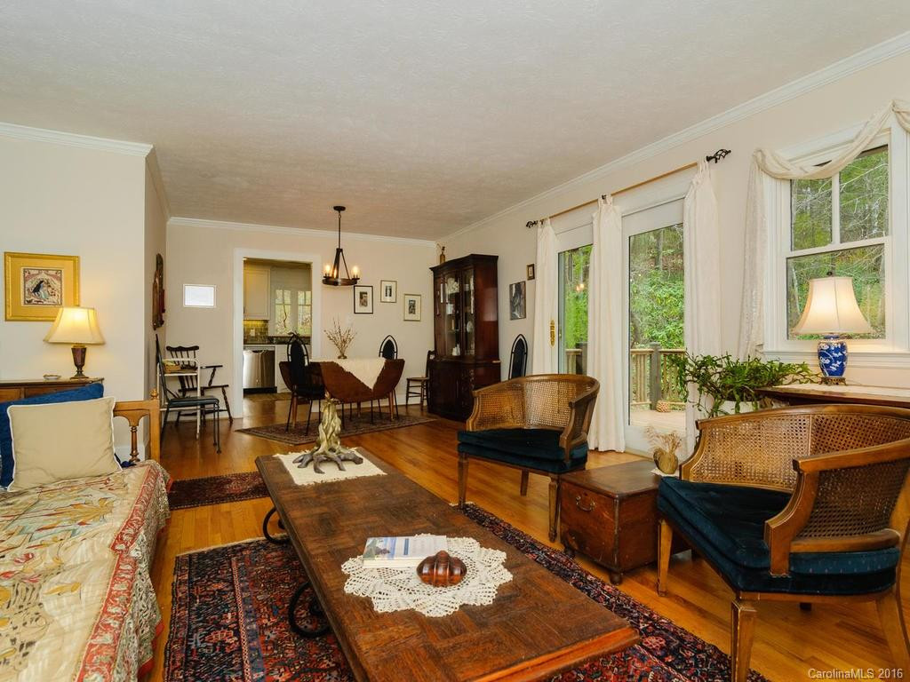 71 Woodbury Road - Photo 4