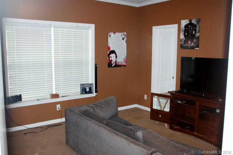 545 Dobbinsville Road - Photo 13