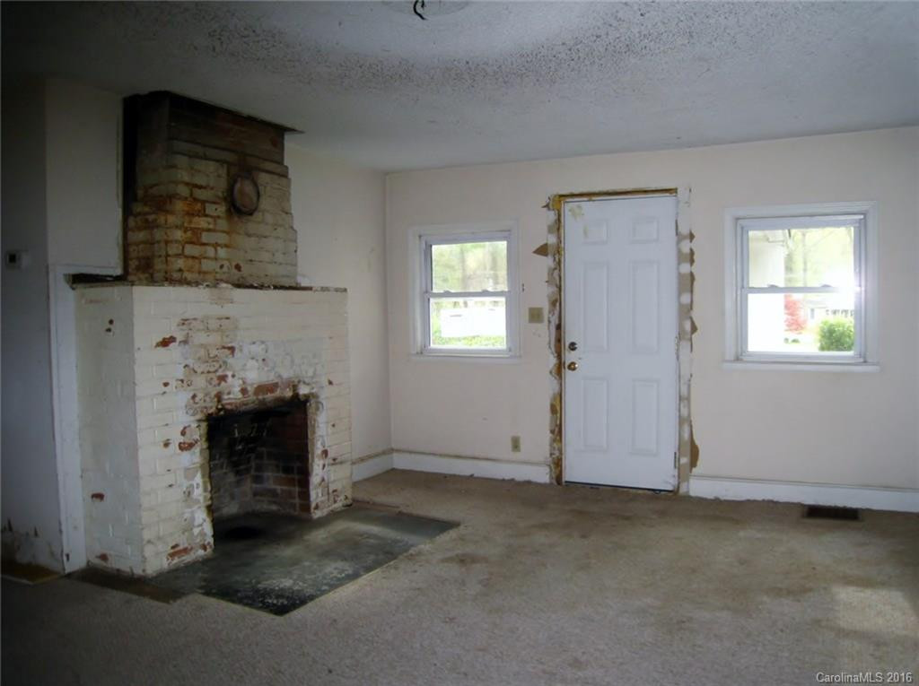 502 Broadway Street - Photo 3