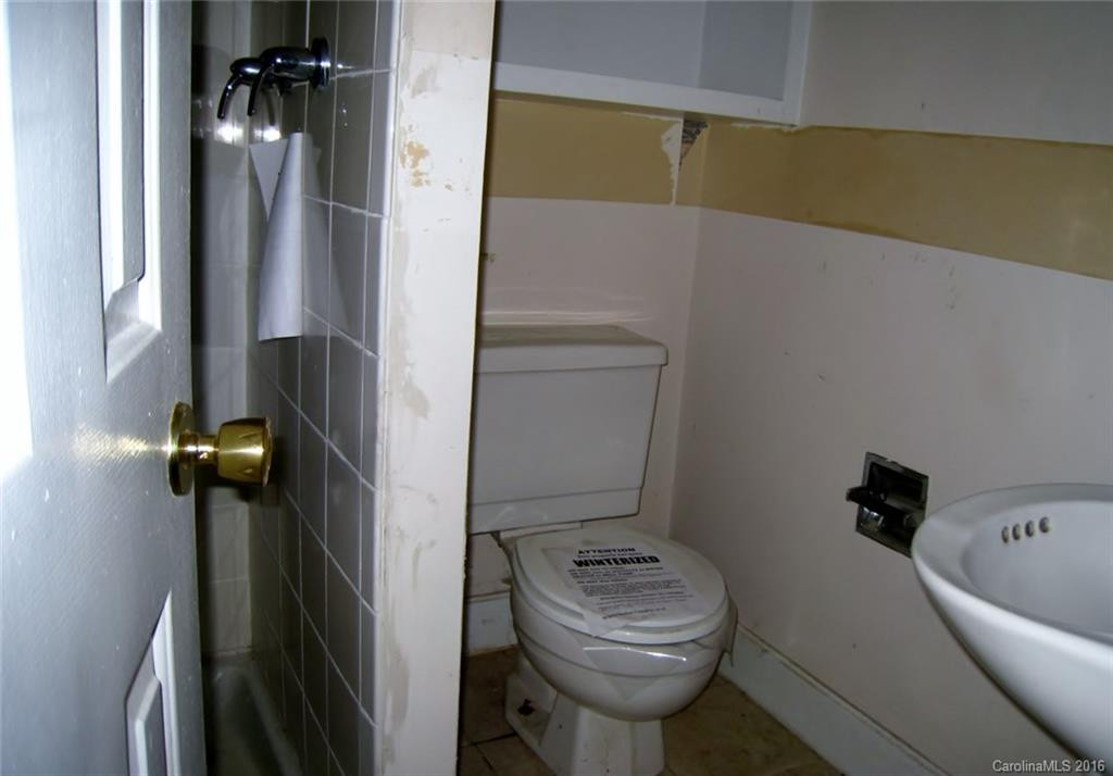 502 Broadway Street - Photo 8