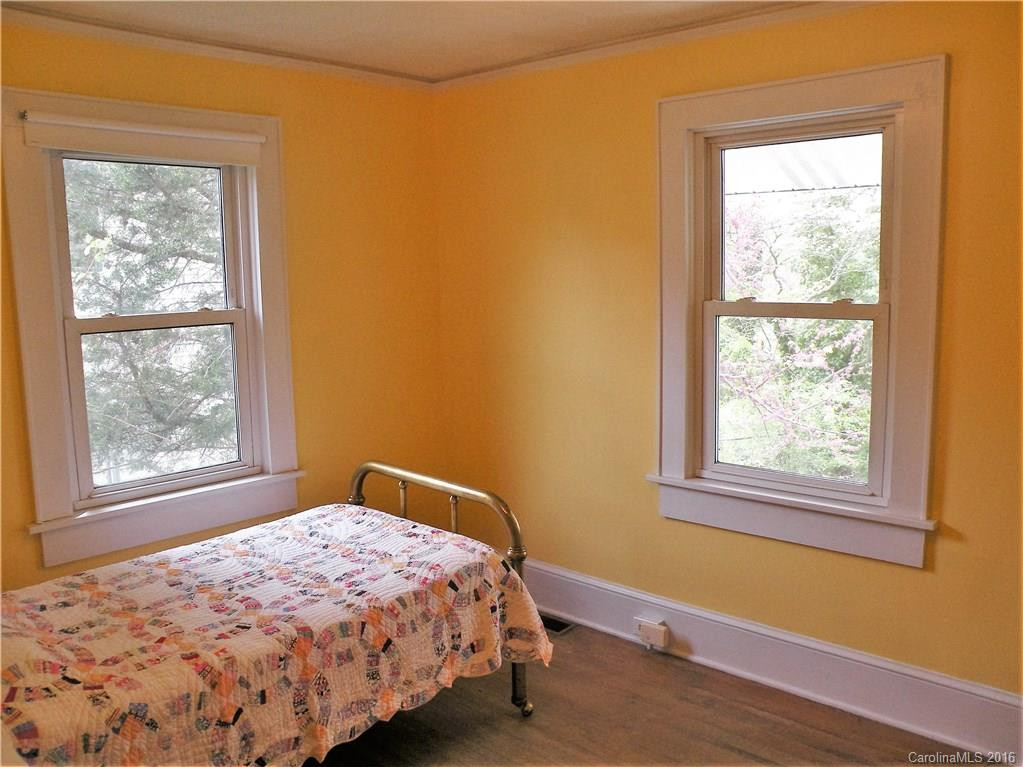72 Vandalia Avenue - Photo 11