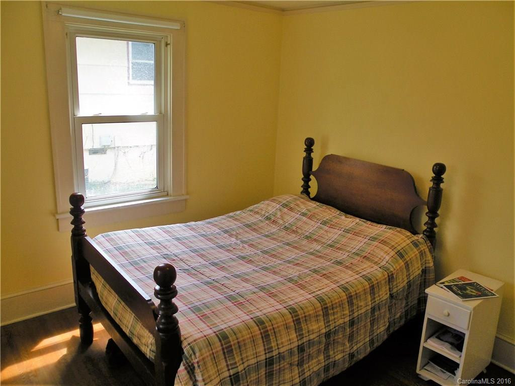 72 Vandalia Avenue - Photo 9