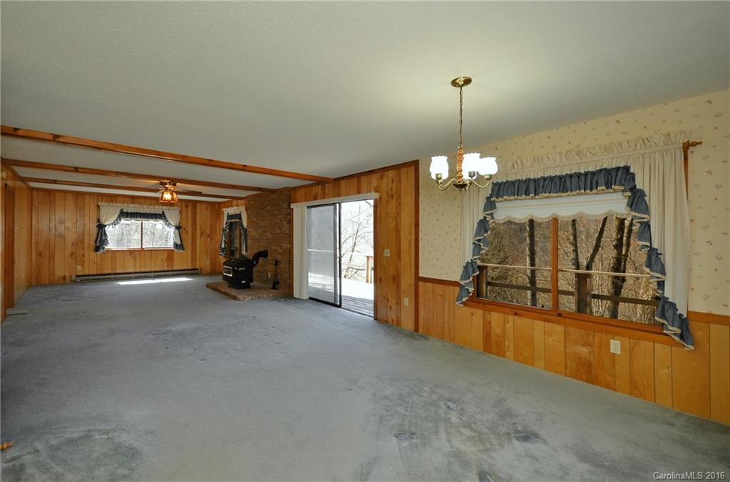 251 Countryside Drive - Photo 2
