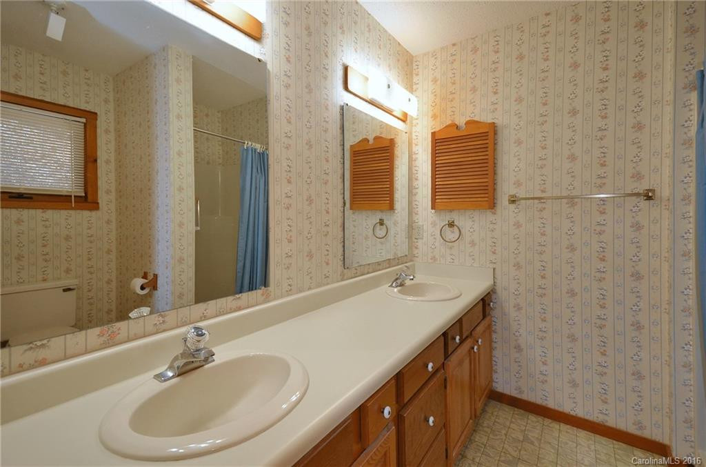 251 Countryside Drive - Photo 7