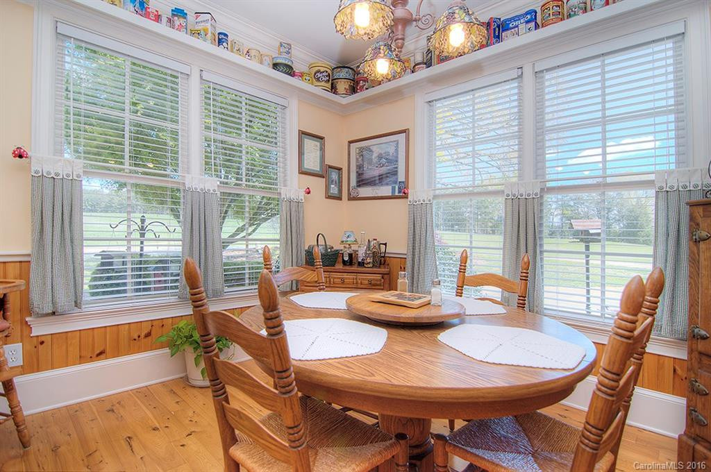 562 Glover Road - Photo 10