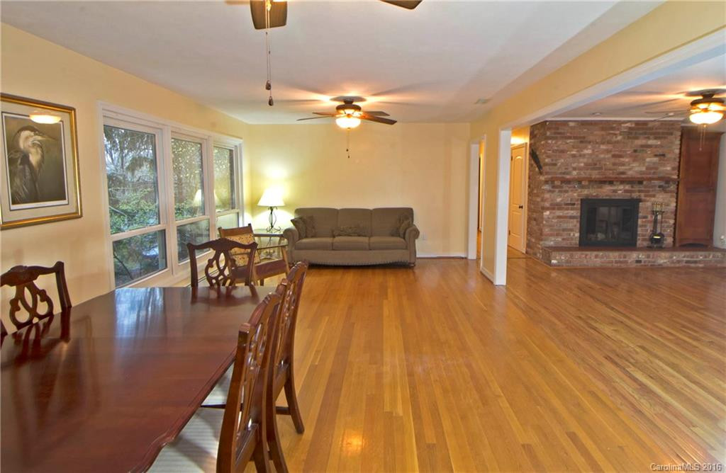 73 Gunter Drive - Photo 2