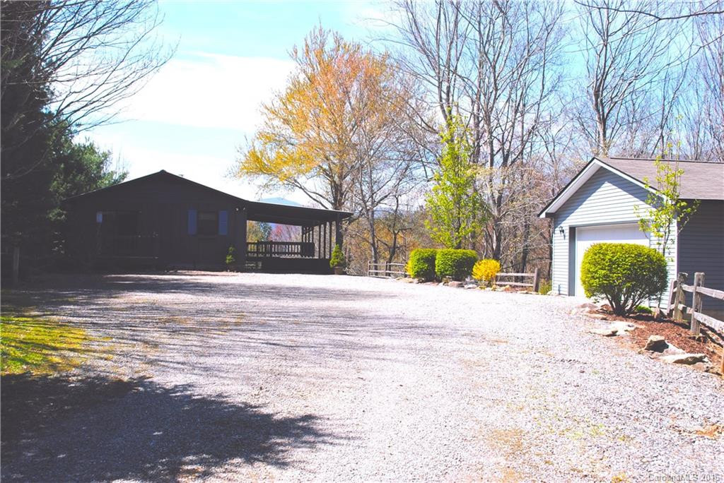 64 Viking Drive #3 - Photo 2