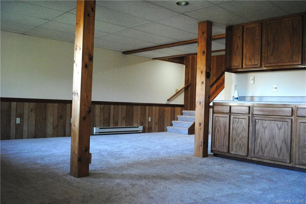 64 Viking Drive #3 - Photo 15