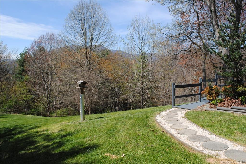 64 Viking Drive #3 - Photo 9
