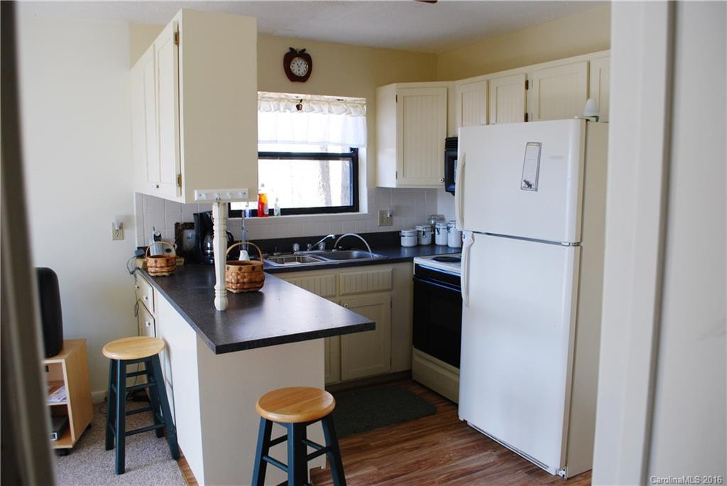 705 Balsam View Drive - Photo 3