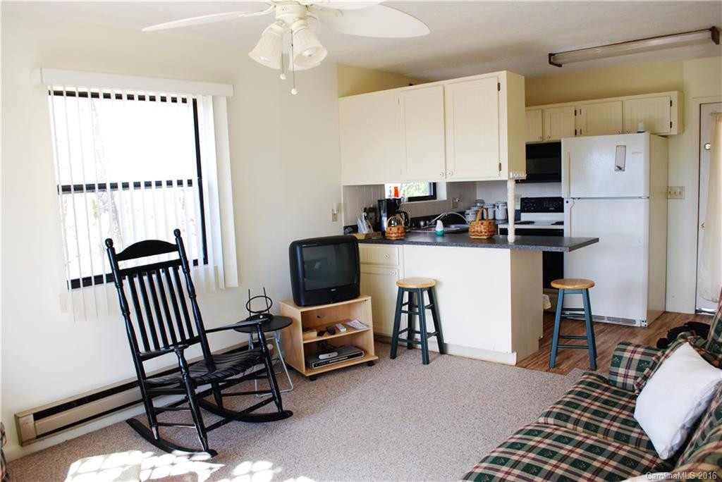 705 Balsam View Drive - Photo 8