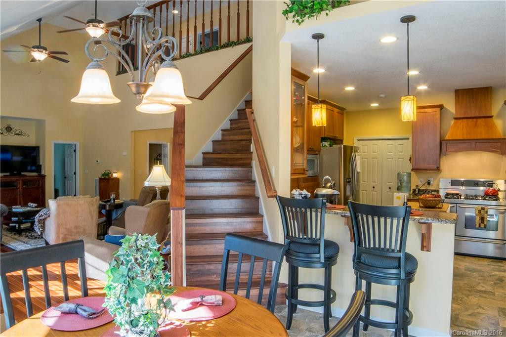 410 Stepping Stone Lane - Photo 9
