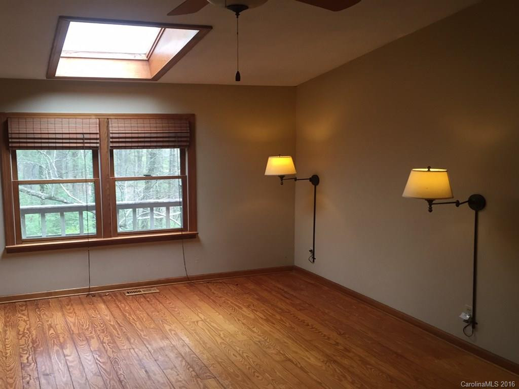121 Thompson Road - Photo 11