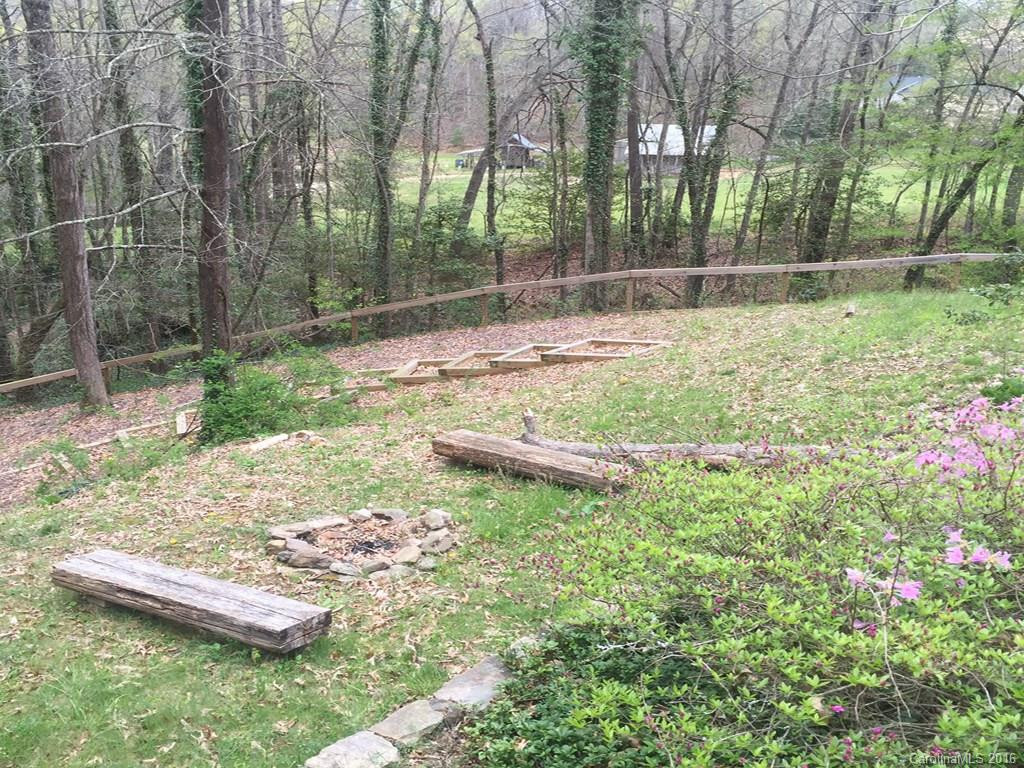 121 Thompson Road - Photo 5