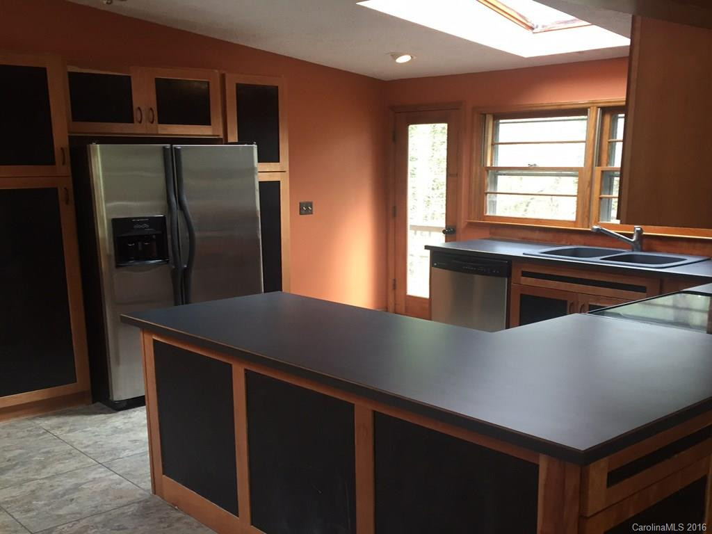 121 Thompson Road - Photo 7