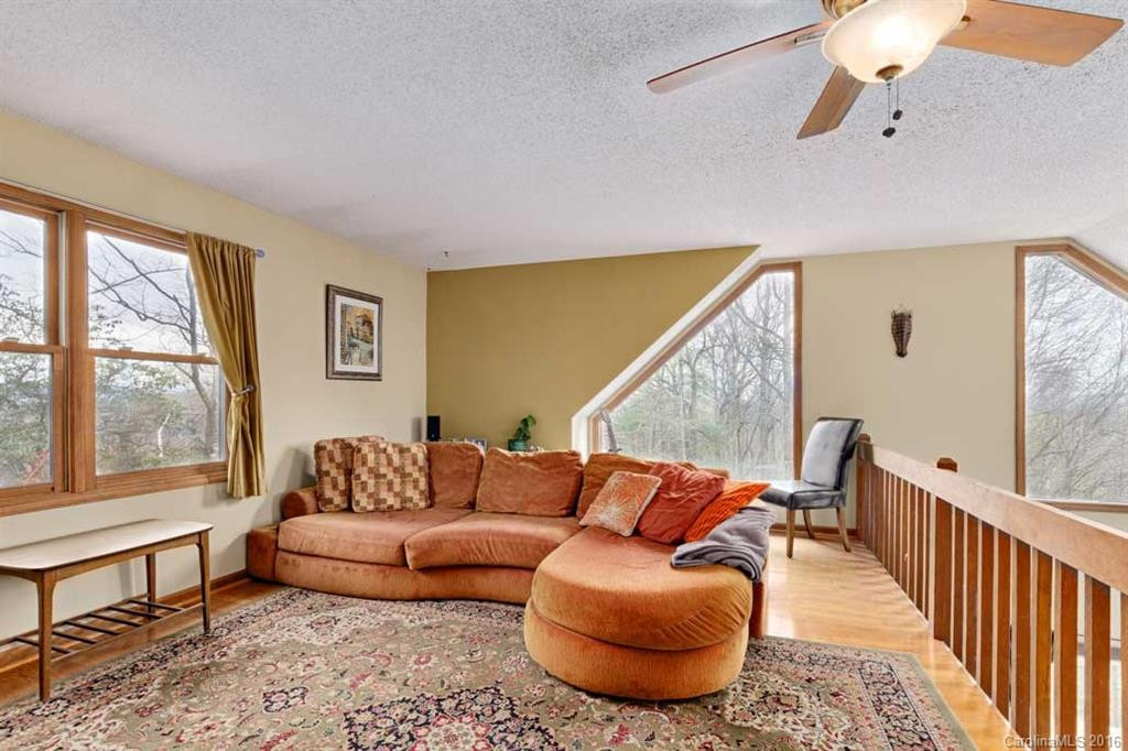 170 Treetops Lane - Photo 17
