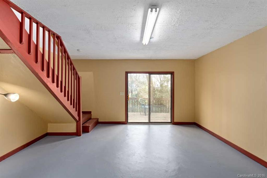 170 Treetops Lane - Photo 19