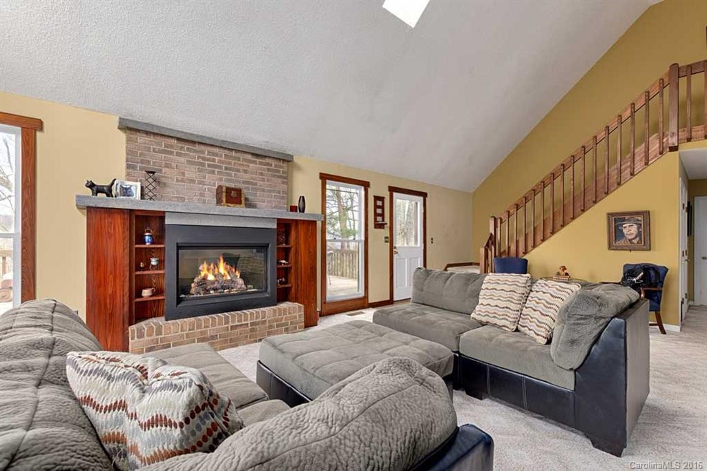 170 Treetops Lane - Photo 3
