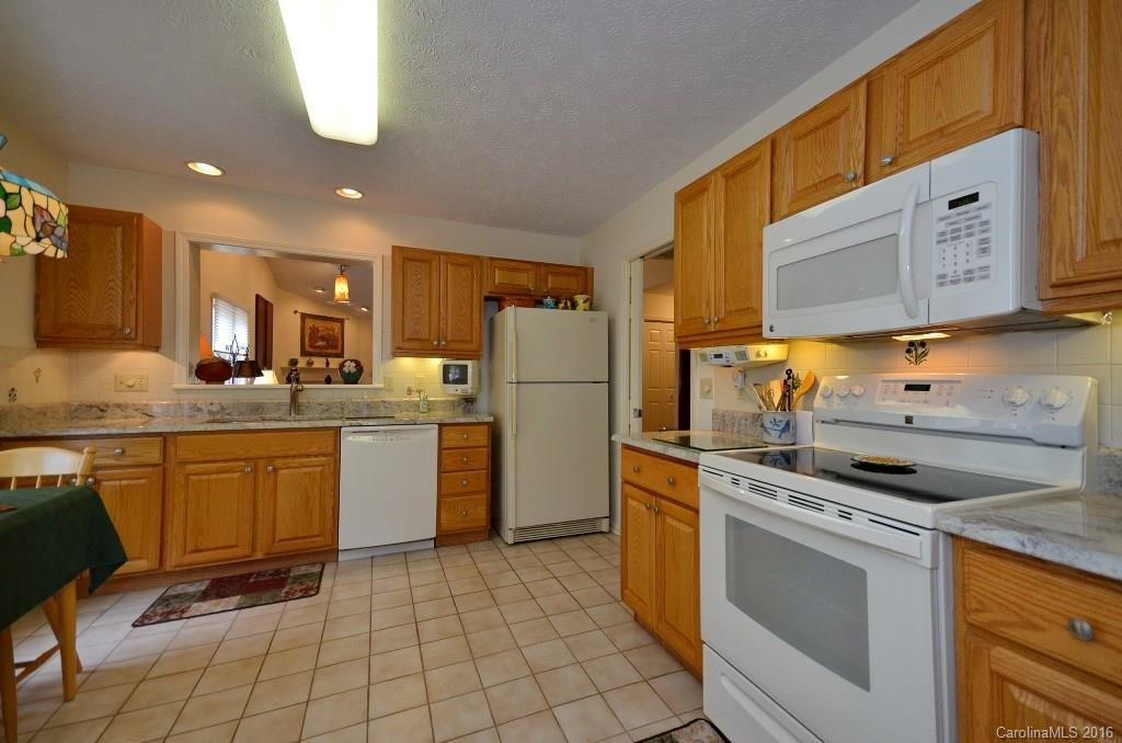 11 Wedge Court #136 - Photo 8