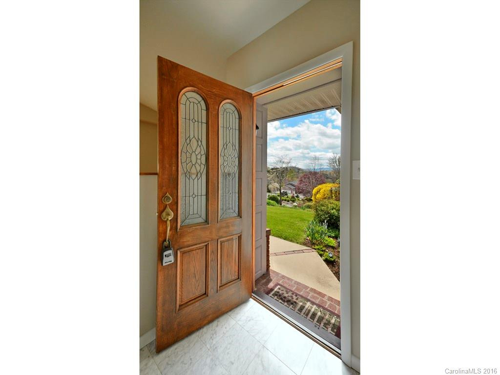 321 Stratford Road - Photo 2