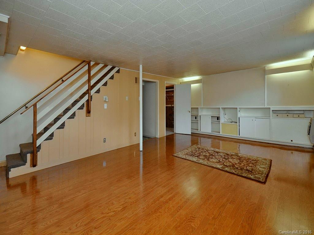 321 Stratford Road - Photo 13