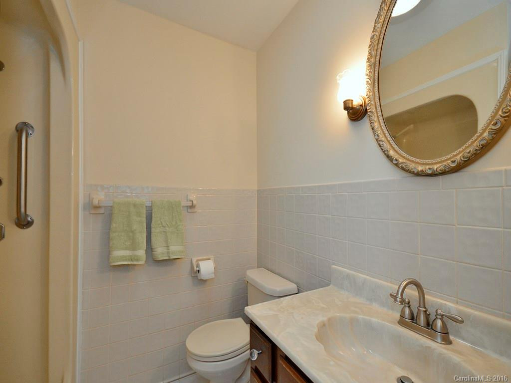 321 Stratford Road - Photo 8