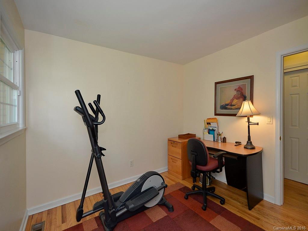 329 Kendale Court - Photo 12