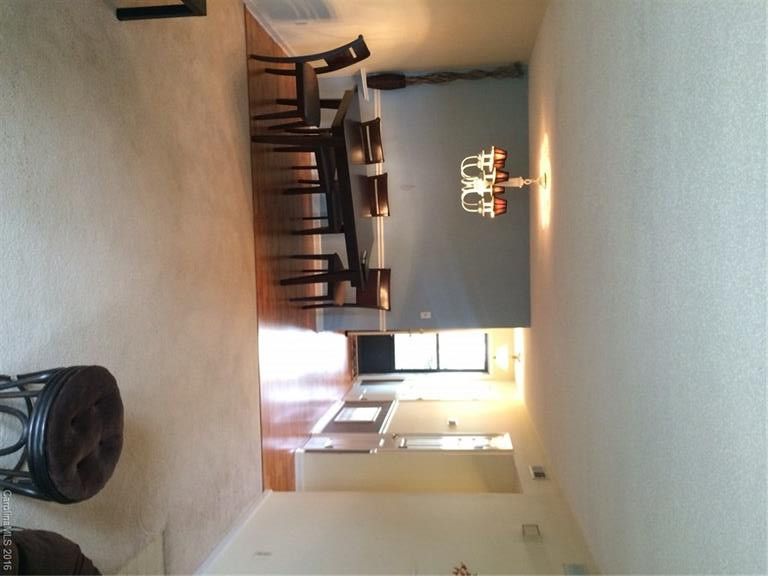 1303 Abbey Circle #1303 - Photo 3
