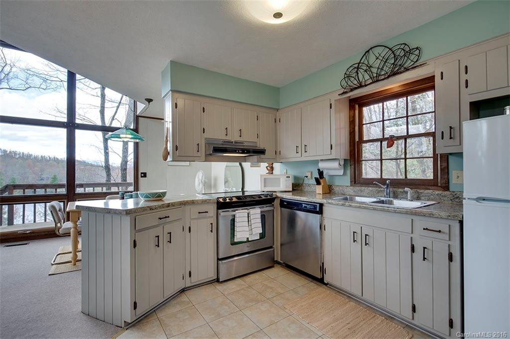 305 Kanasdatsi Drive #24/28 - Photo 8