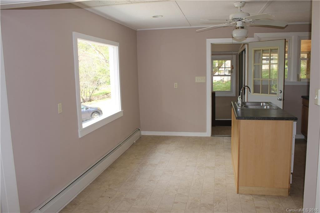 16 Huntley Drive - Photo 7