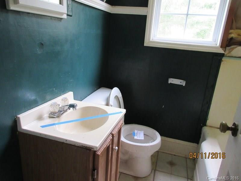 225 Reece Street - Photo 11