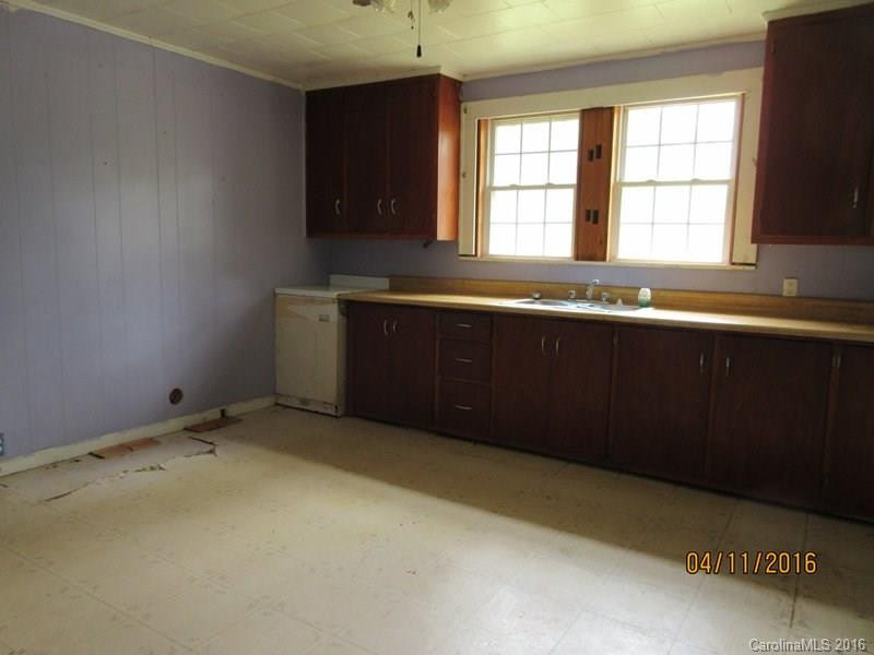 225 Reece Street - Photo 7