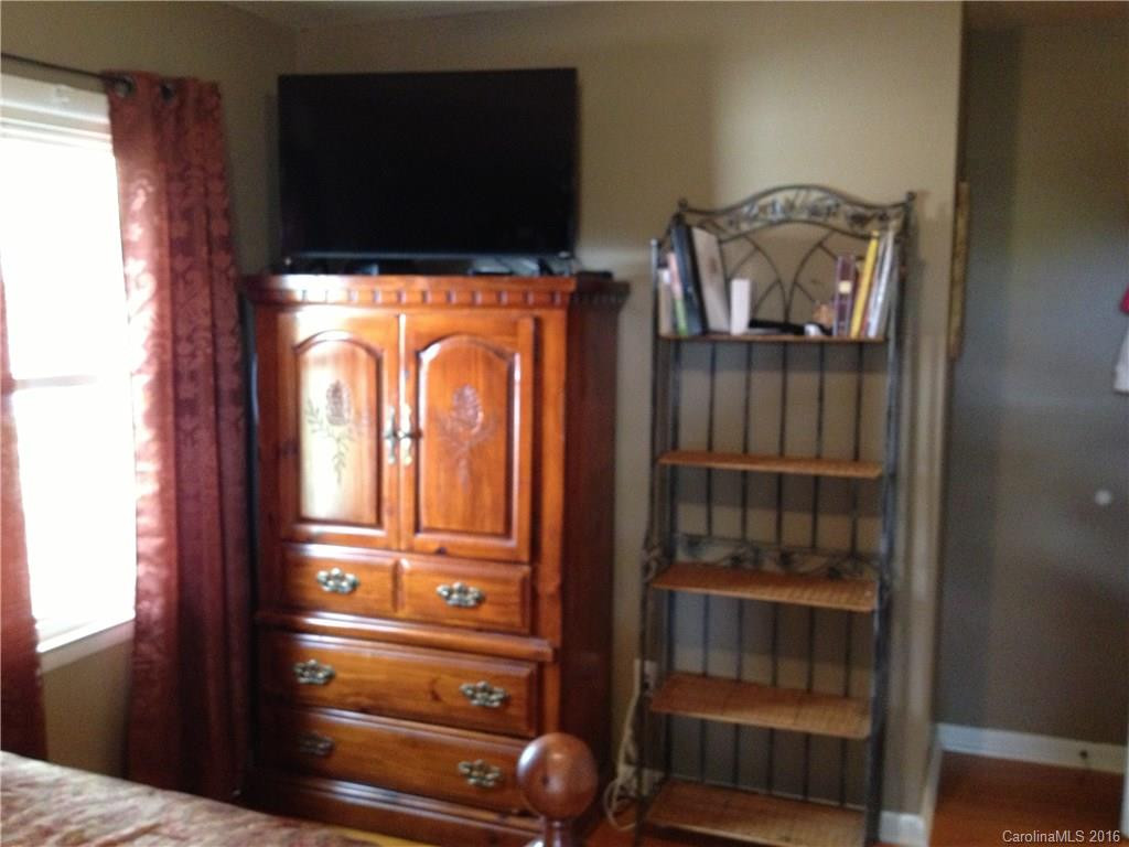 323 Grover Scruggs Road - Photo 12