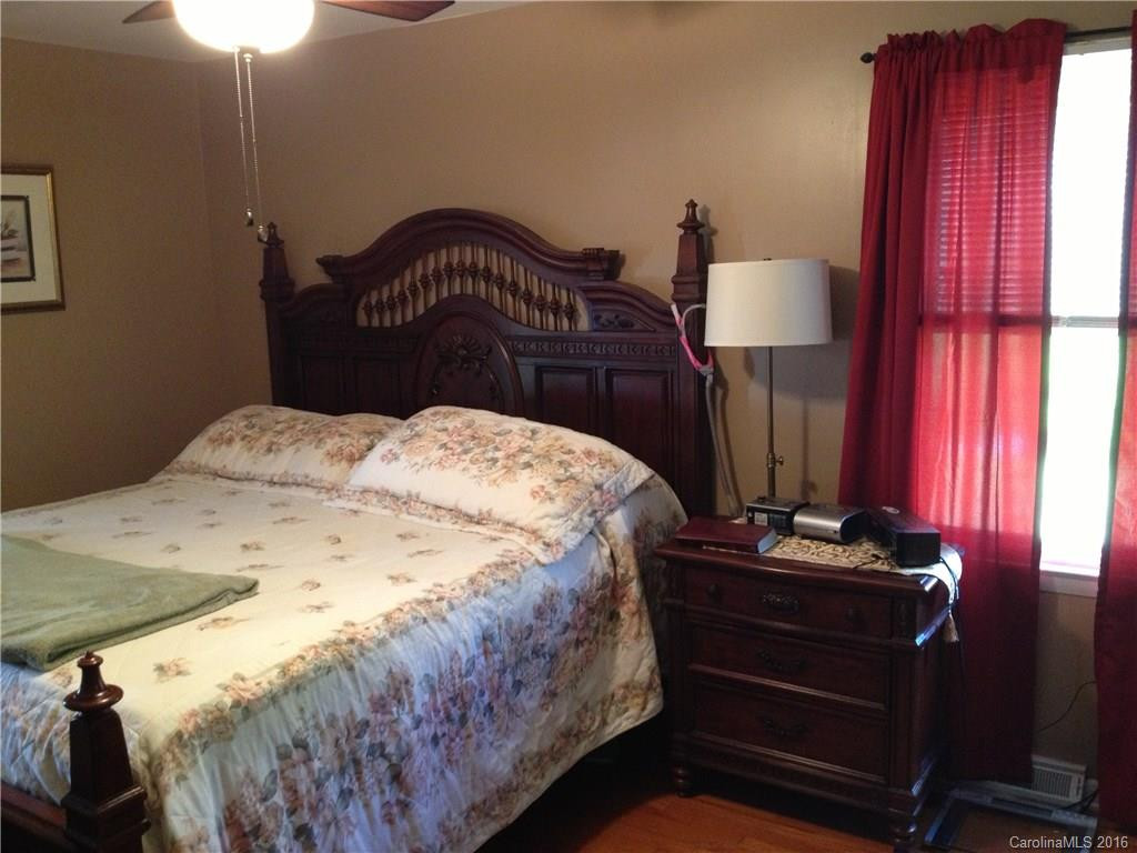 323 Grover Scruggs Road - Photo 13