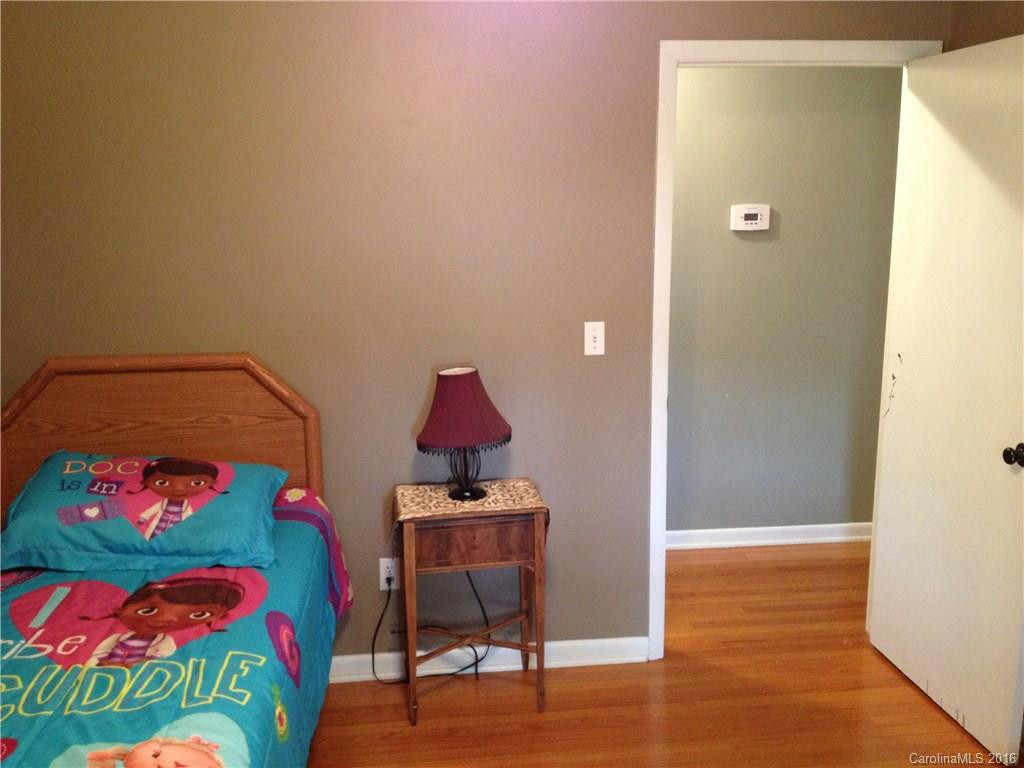 323 Grover Scruggs Road - Photo 8