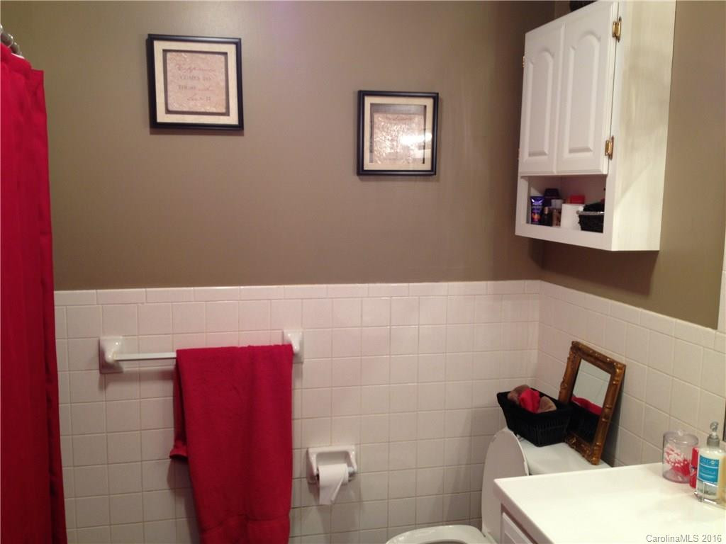 323 Grover Scruggs Road - Photo 10