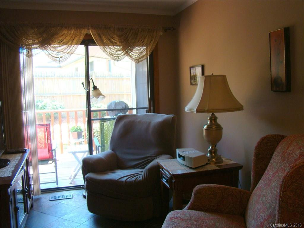 28 Pine Spring Drive - Photo 12