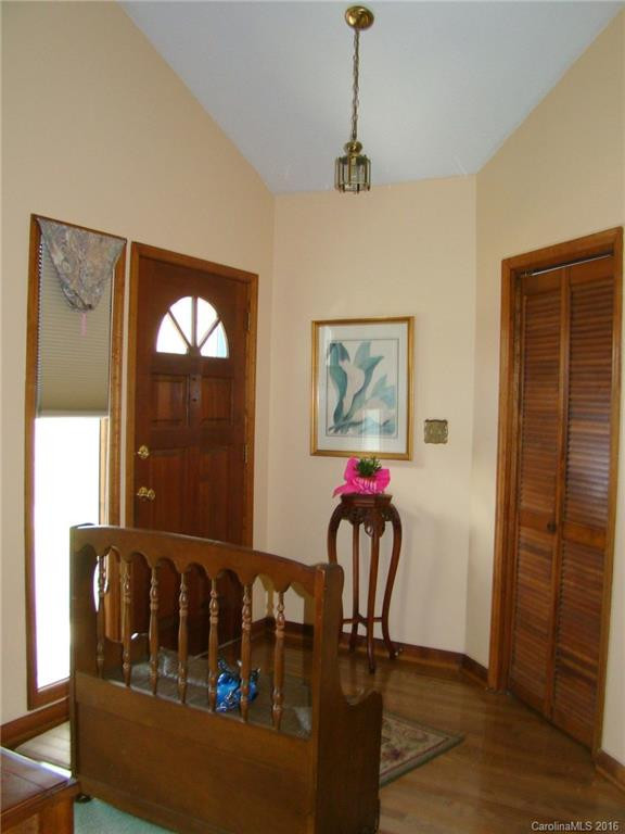 28 Pine Spring Drive - Photo 4